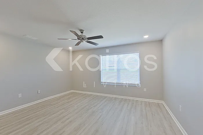 4624 Malay Cir — Photo 7