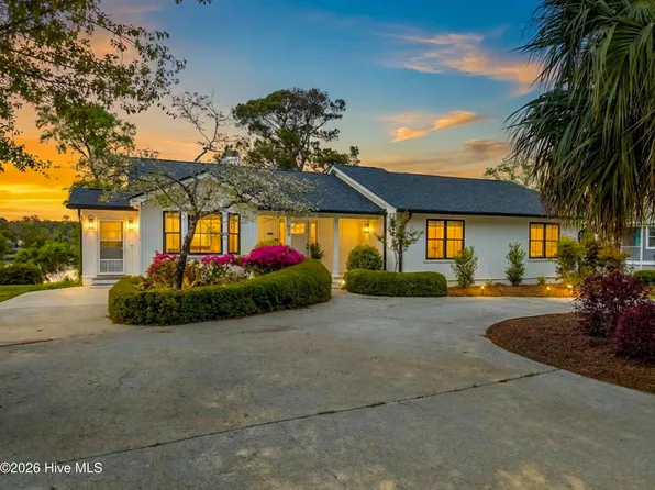 218 Olde Point Loop, Hampstead, NC 28443