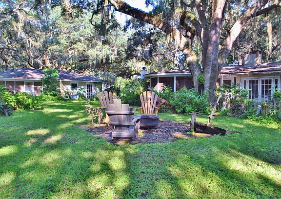 3rd image of 20 Frederica Oaks Ln