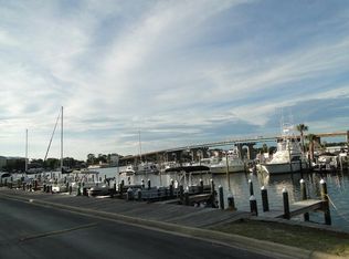 228 Amberjack Dr UNIT 32, Fort Walton Beach, FL 32548