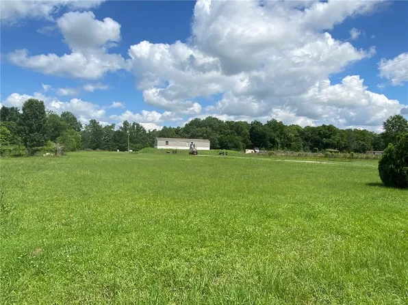 225 Charlie Rd, Jonesville, LA 71343