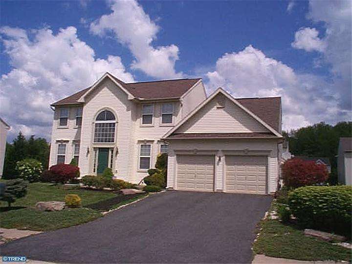 1st image of 23 Dunleary Dr