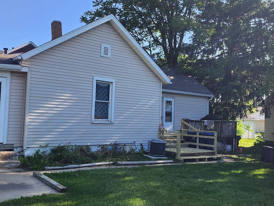 1st image of 966 Joliet St