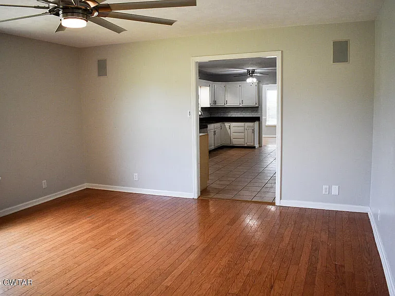 612 Wynridge Dr — Photo 35