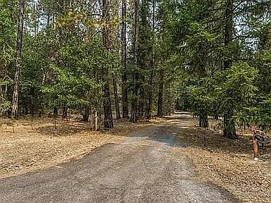 Private lane to property