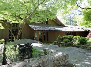 12821 Ridgehaven Rd, Little Rock, AR 72211