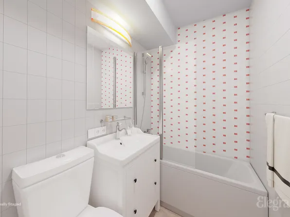 225 East 36th Street image 4 of 8