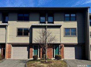 Winding Brook Townhouses, Meriden, CT 06450