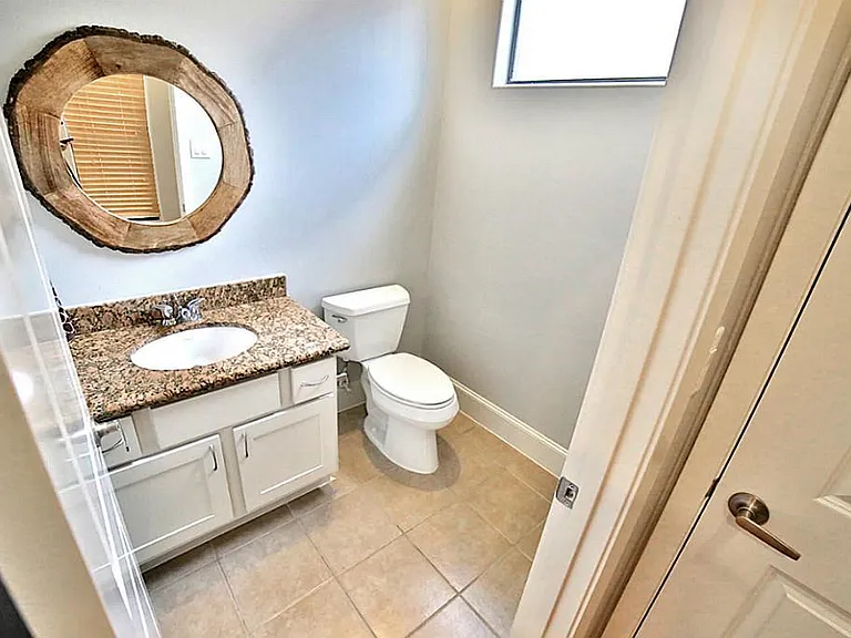 407 Jackson Hill St — Photo 14