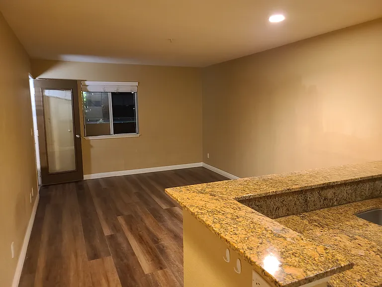 8889 Caminito Plaza Centro #7108 — Photo 4