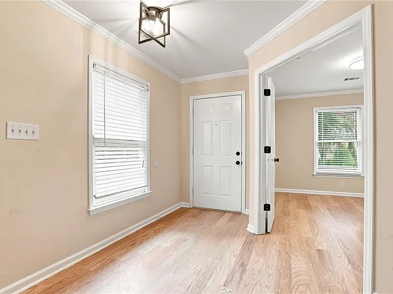 5527 Bridge Pointe Dr — Photo 7