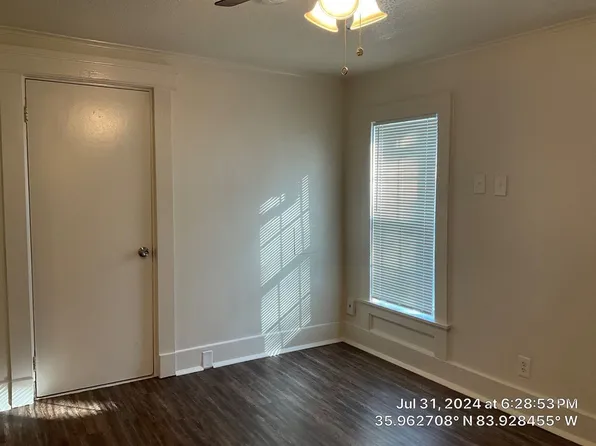 203 12th St #203-3, Knoxville, TN 37916