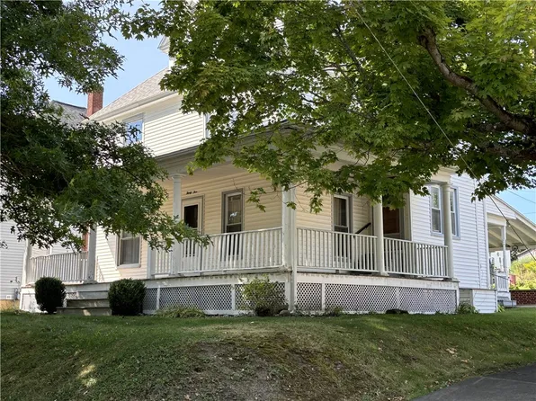 35 Spruce Ave, Kane, PA 16735