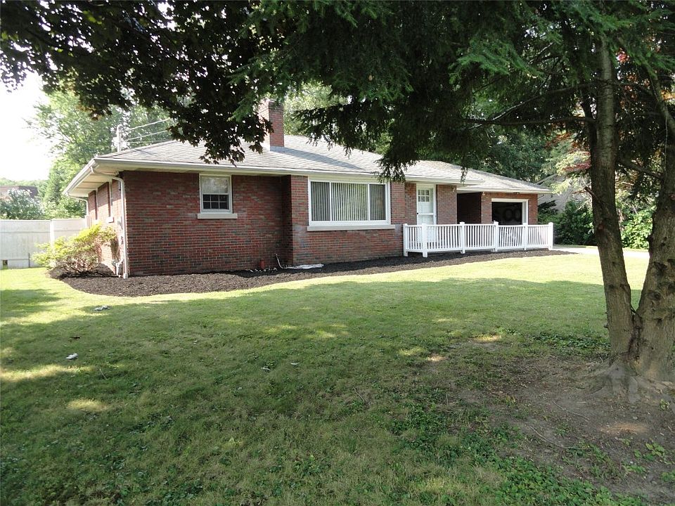 1st image of 3925 Venice Dr