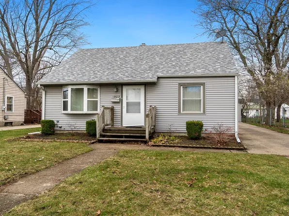 1923 Sharon Ave, Rockford, IL 61103