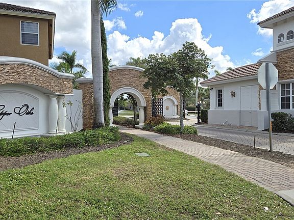 5th image of 10108 N Silver Palm Dr