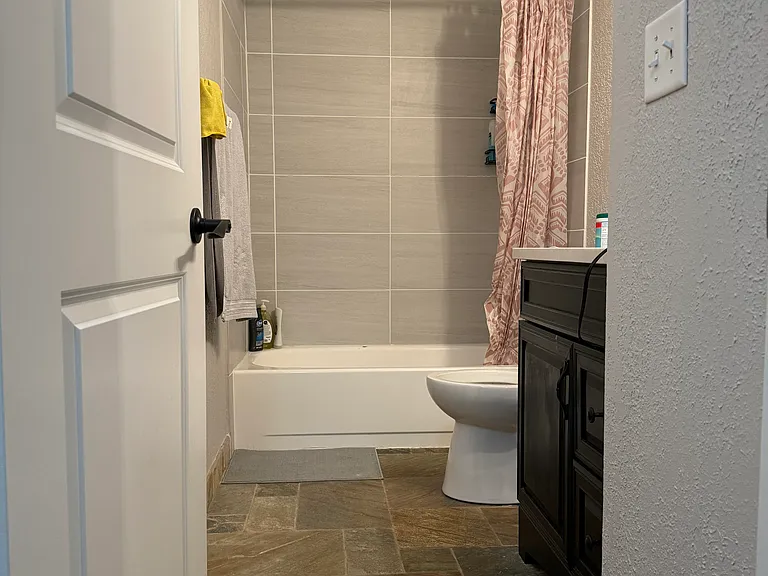 115 Heston Dr — Photo 12