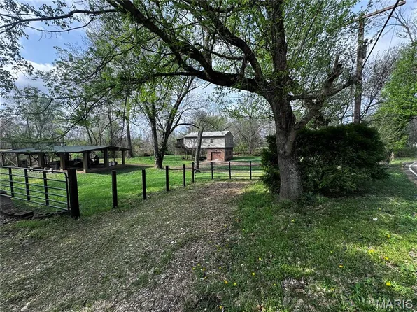 7220 & 7218 Twin River Rd, Eureka, MO 63025