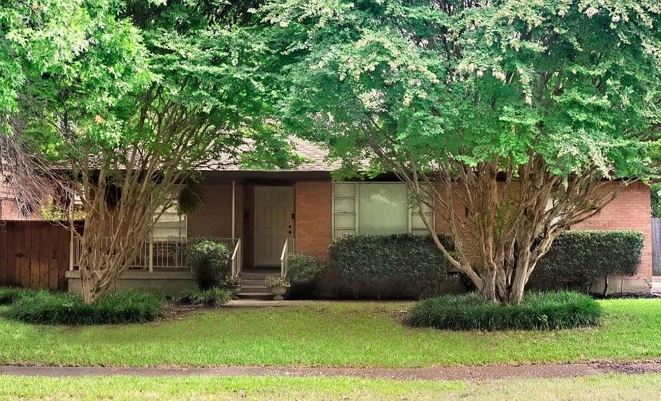 1st image of 10616 Longmeadow Dr