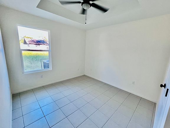 5th image of 909 Skyview St #1