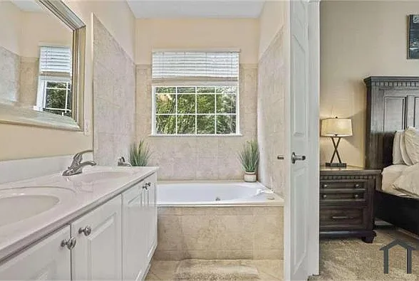 200 Renaissance Pkwy NE #106 — Photo 10