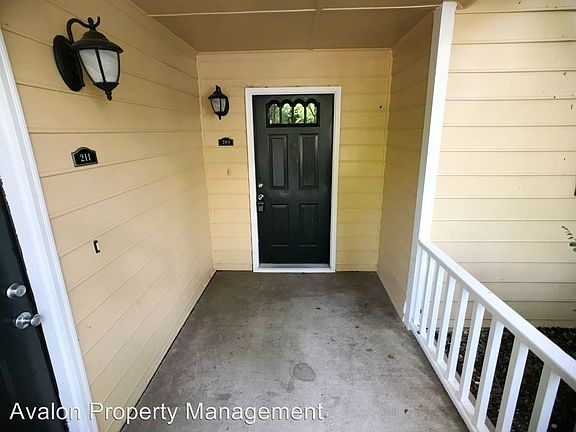 5th image of 4121-205 Riverlook Pkwy SE #4