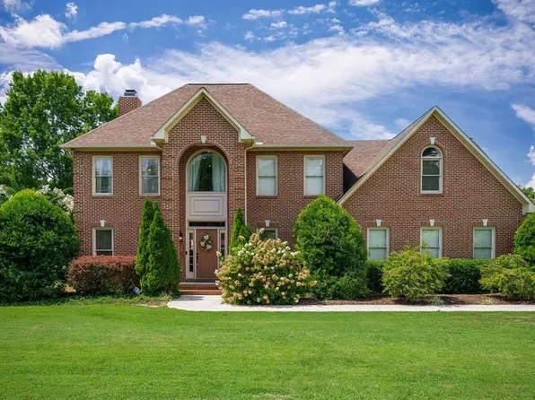 528 Saddle Ln, Cookeville, TN 38501