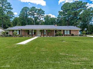 1015 Ouichita St, Carthage, TX 75633