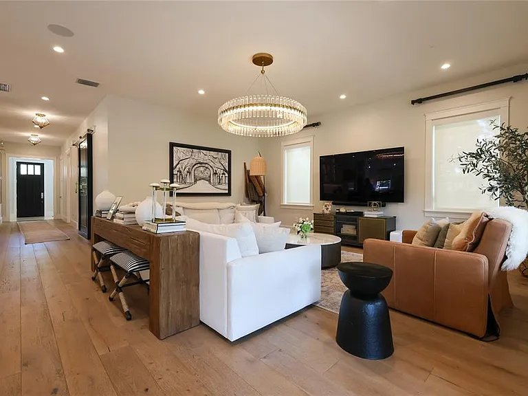 2402 W Parkland Blvd — Photo 10