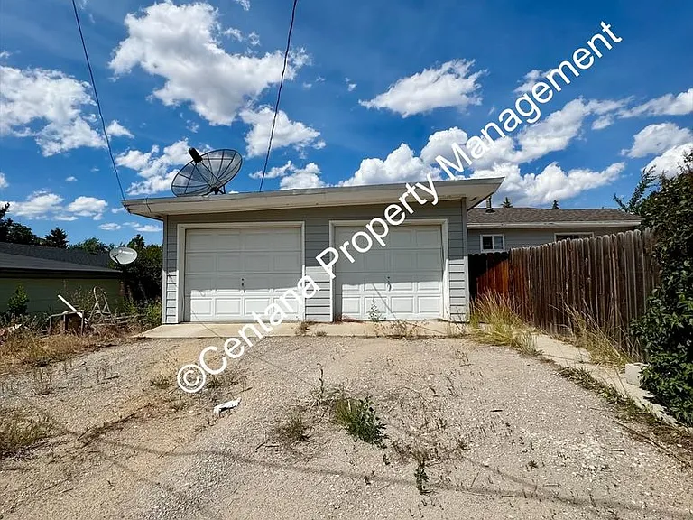 2606 Phillips St — Photo 43