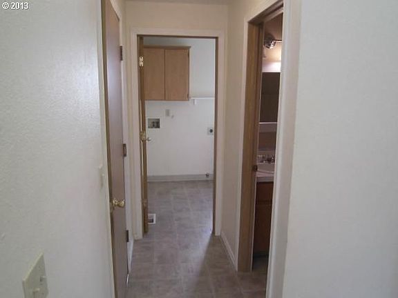 4th image of 9111 NE 148th Ave