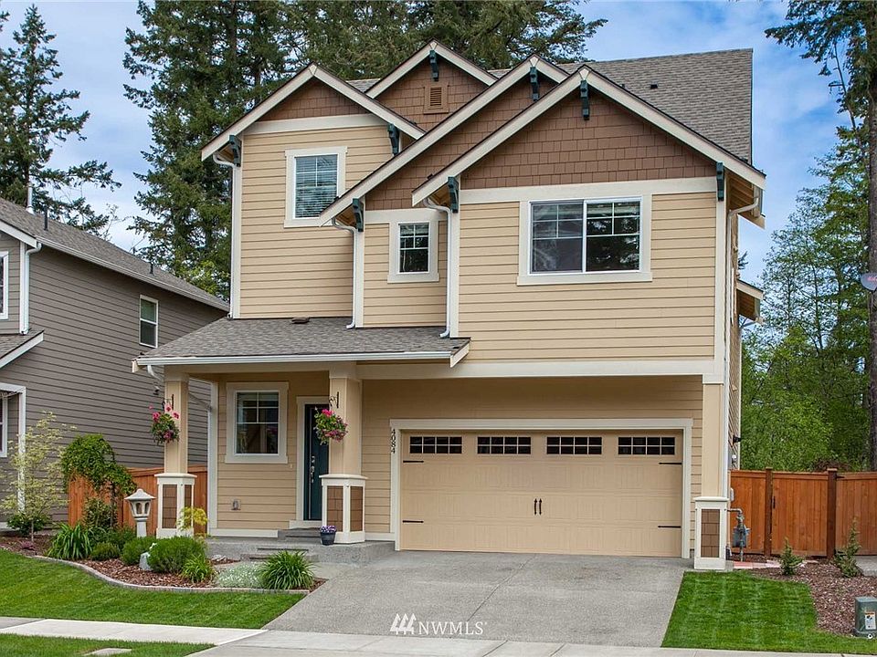 1st image of 4084 Cameron Lane NE #15