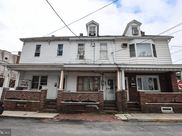 13 Lewis St, Minersville, PA 17954
