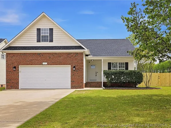 4461 Home Stakes Dr, Parkton, NC 28371