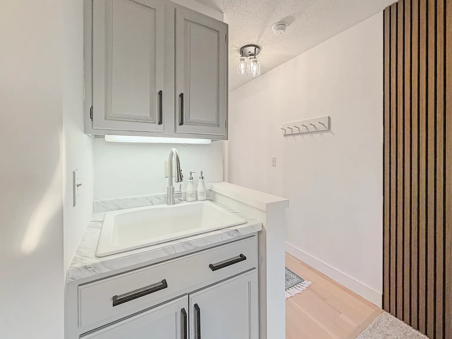 542 Quadna Mountain Rd — Photo 4