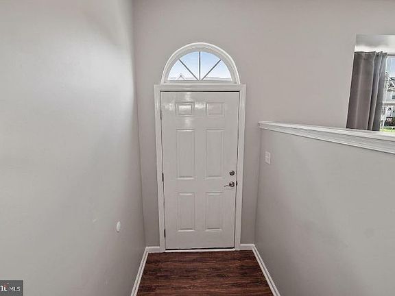 2nd image of 170 Amberfield Ln