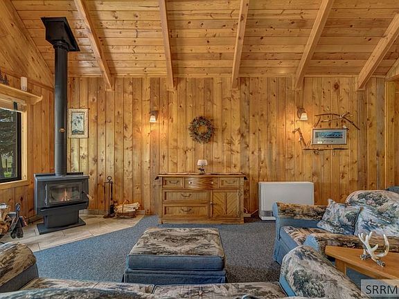 5th image of 4013 Muskrat Rd
