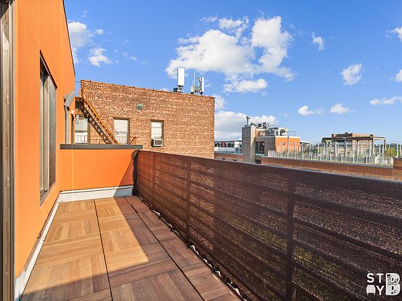 3rd image of 742 Lefferts Ave #6L