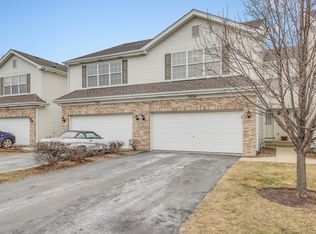 2339 Stoughton Cir, Aurora, IL 60502