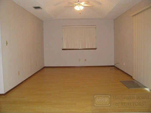 5th image of 1117 E Matz Ave