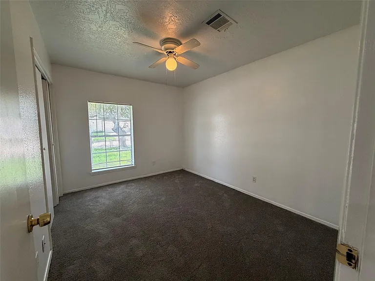 9911 Cardinal St — Photo 21