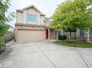 9869 Worthington Blvd, Fishers, IN 46038
