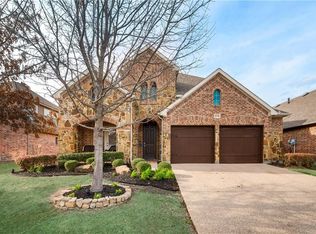 2740 Bay Shore Ln, Grand Prairie, TX 75054