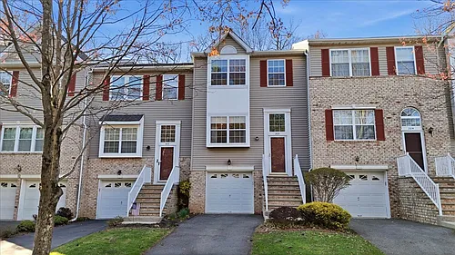 203 Tallwood Ln Photo 1