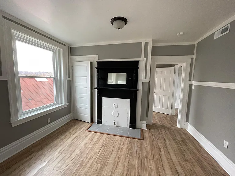 1223 Loraine St #3 — Photo 9