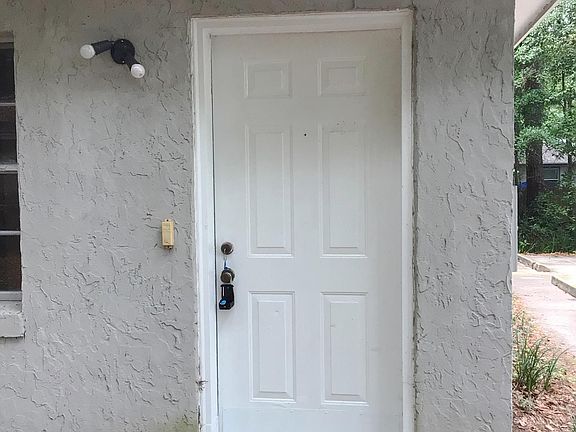 2nd image of 5448 101st St APT 1