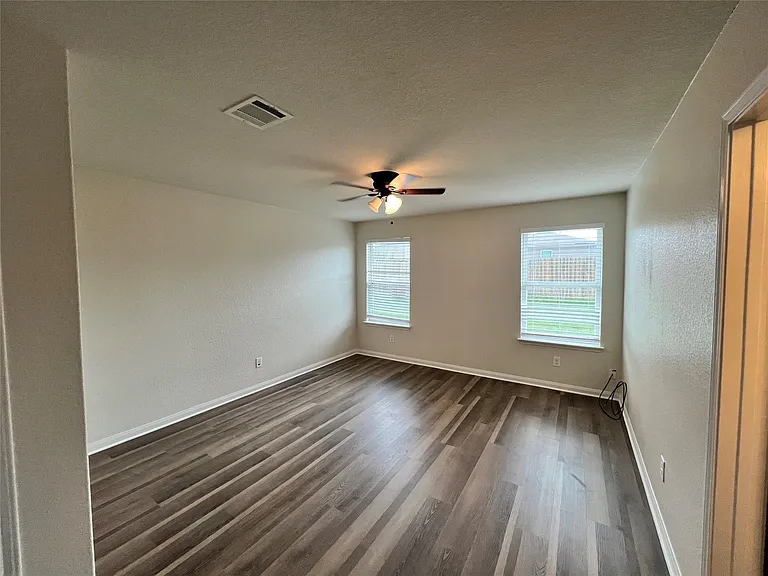 221 Koontz Loop — Photo 6