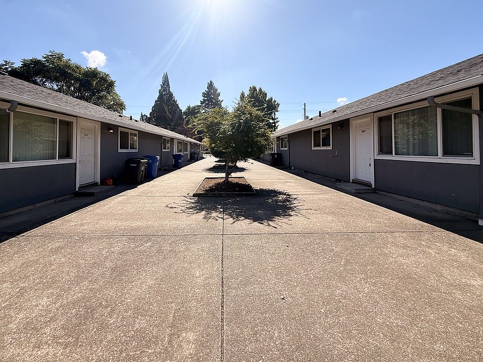 1st image of 867 Chemawa Rd N #867