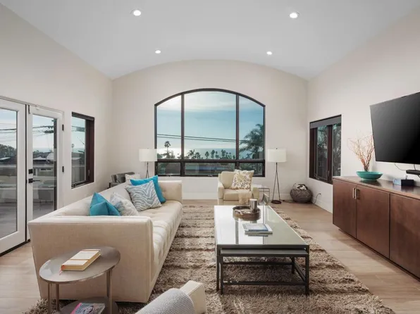 2160 Oxford Ave, Cardiff, CA 92007