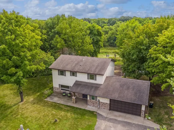 979 145th St NW, Monticello, MN 55362